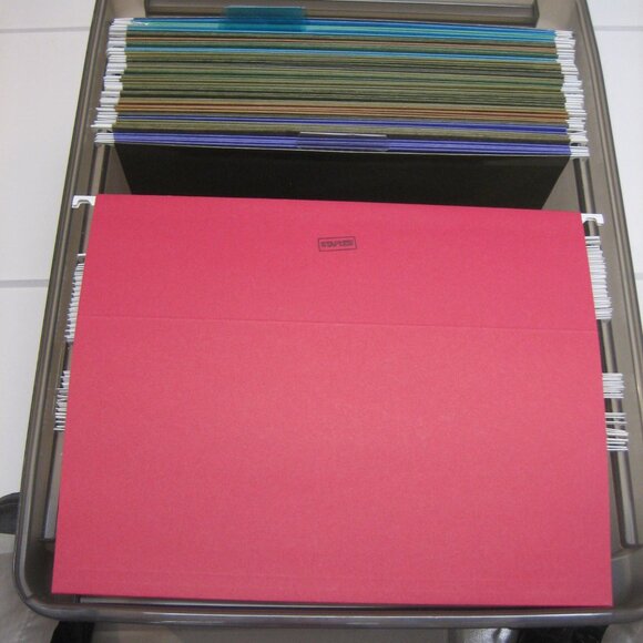 25 letter size hanging file folders - Picture 2 of 6